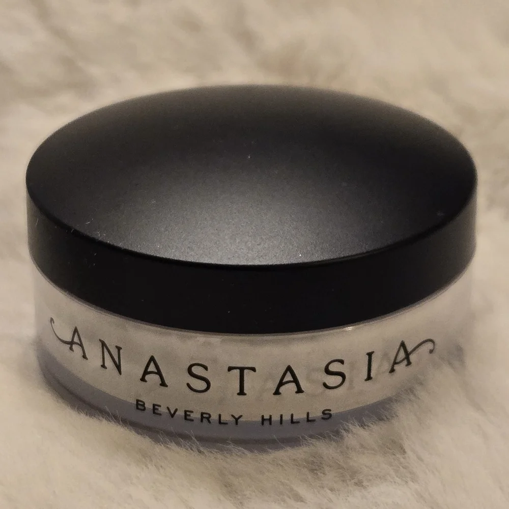 Anastasia Beverly Hills Translucent Loose Setting Powder